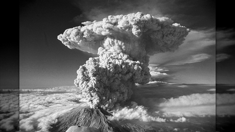 Steam and ash rising from Mount Saint Helens eruption