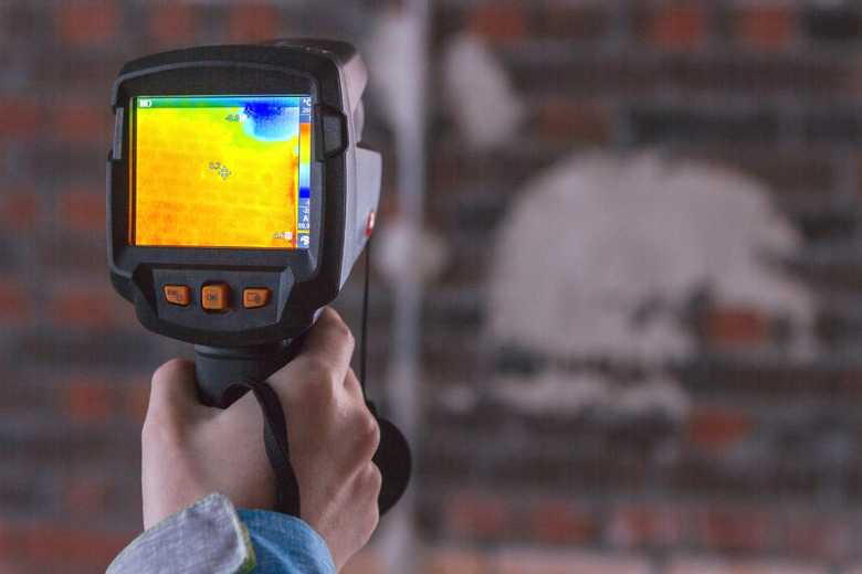 Advantages & Disadvantages of Infrared Detectors