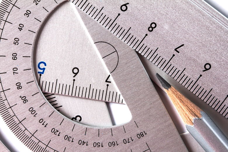 How to Calculate Angles Without a Protractor