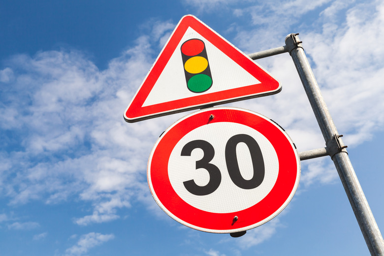 Traffic lights and speed limit 30 km per hour