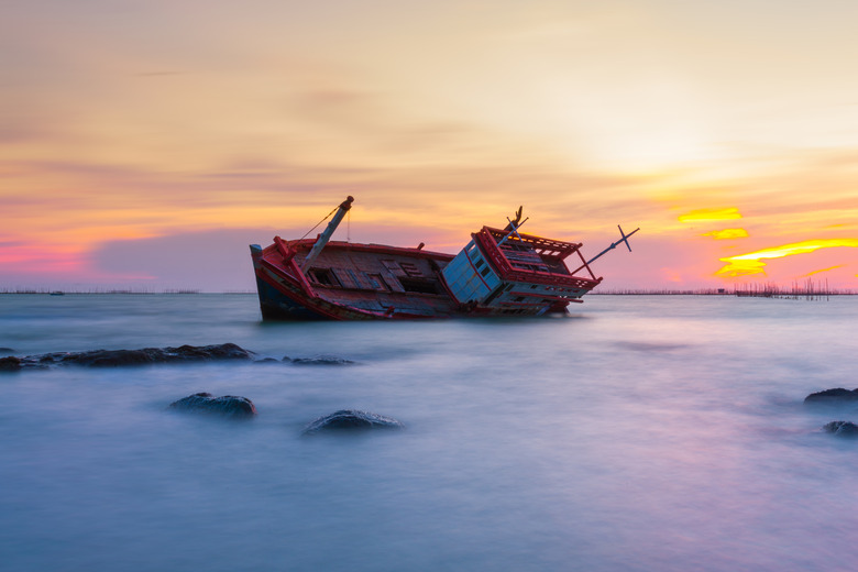 Sank fishing boat