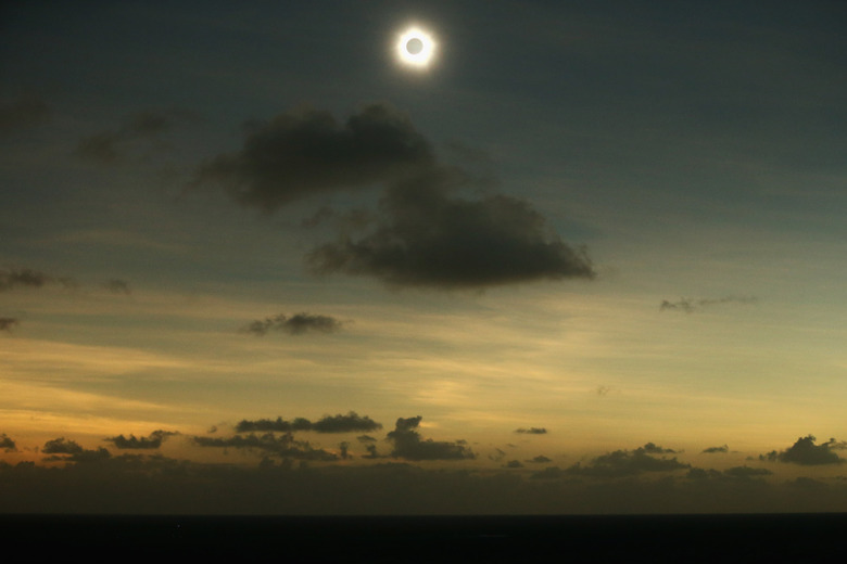 Solar Eclipse Draws Crowds To North Queensland Vantage Points