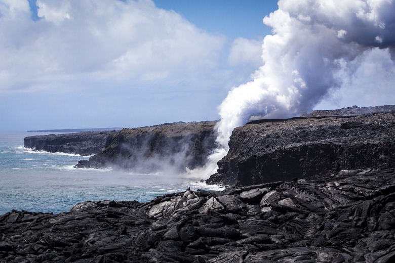 Lava from Kilauea pouring to the ocean