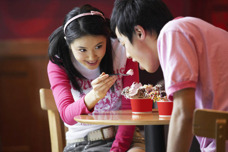 Man and woman eating ice cream