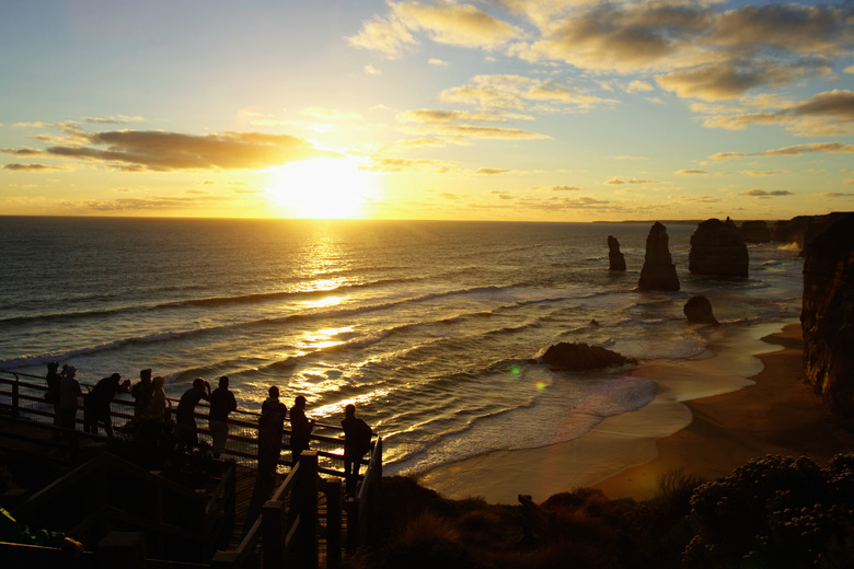 Australia, Victoria, The Great Ocean Road, Twelve Apostles, sunset