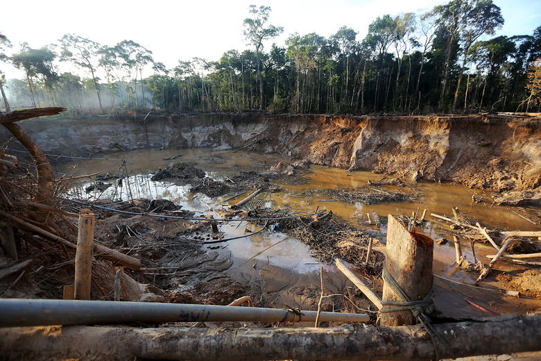 Peruvian Gold Mining Rush Brings Social And Environmental Stresses To Amazon