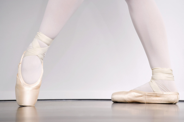 Ballerina in pointe shoes