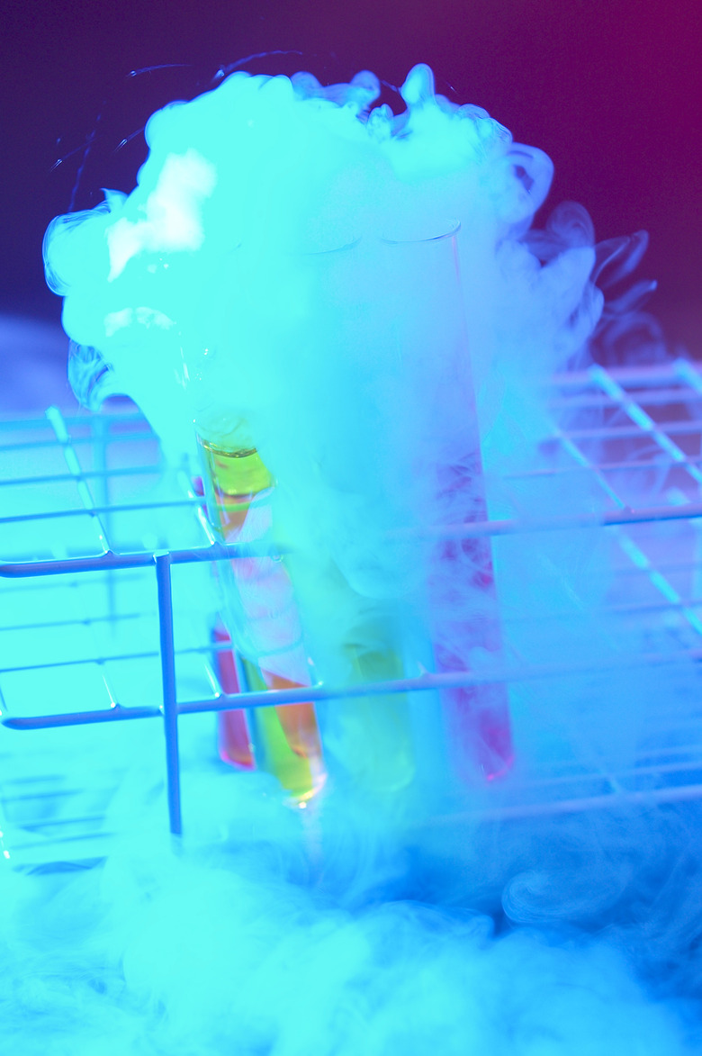 Vaporous reaction to science experiment