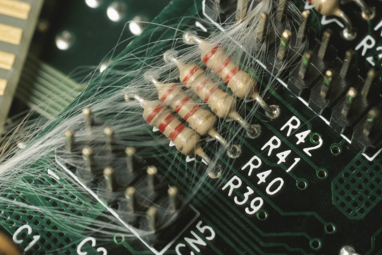 Fibers on resistors