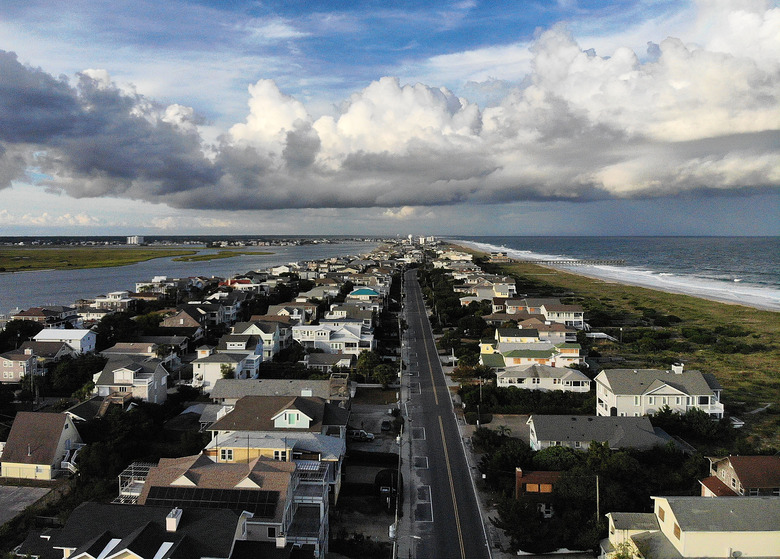 Carolinas Prepare As Hurricane Florence Approaches As Category 4 Storm