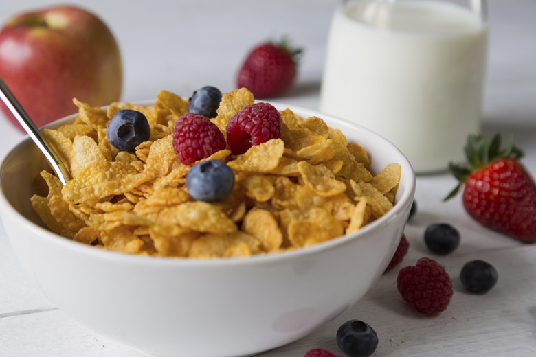 Cornflakes in a bowl