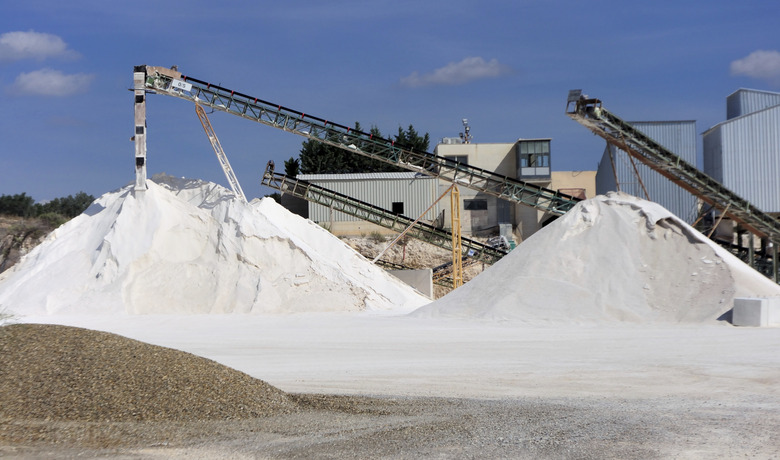 Limestone quarry with modern crushing and screening equipment