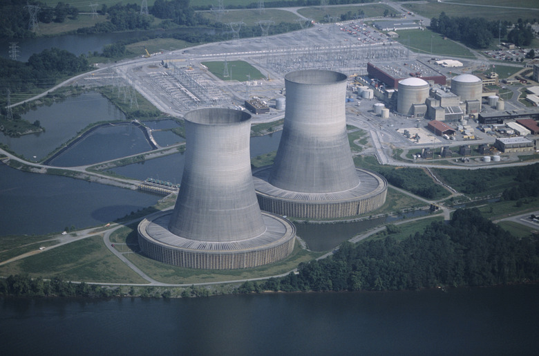 Sequoyah Nuclear Power Plant, aerial view, TN, USA