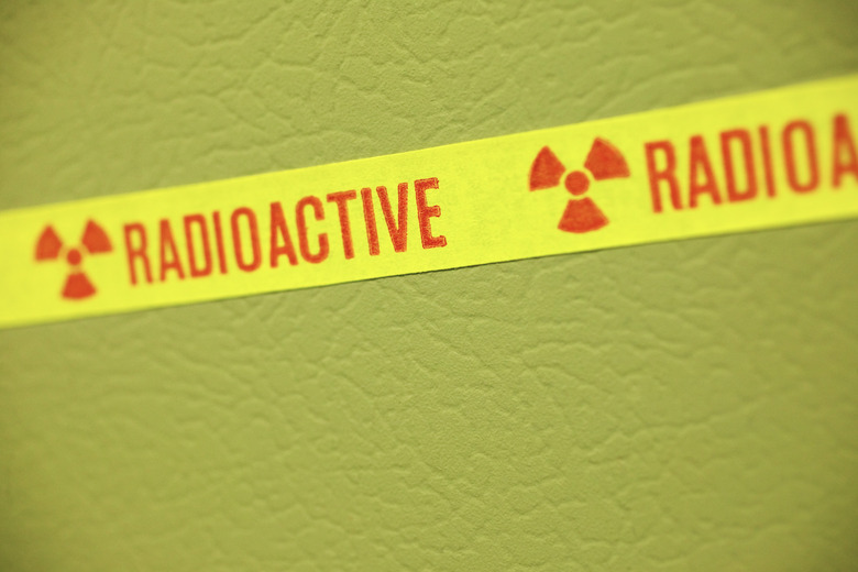 Radioactive warning sign