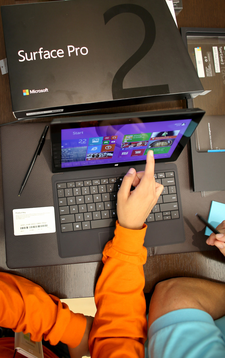 Next Generation Of Microsoft Surface Tablets Go On Sale