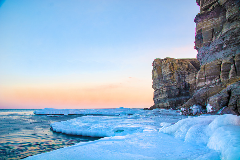 Weathering and Temperature effects on rocks