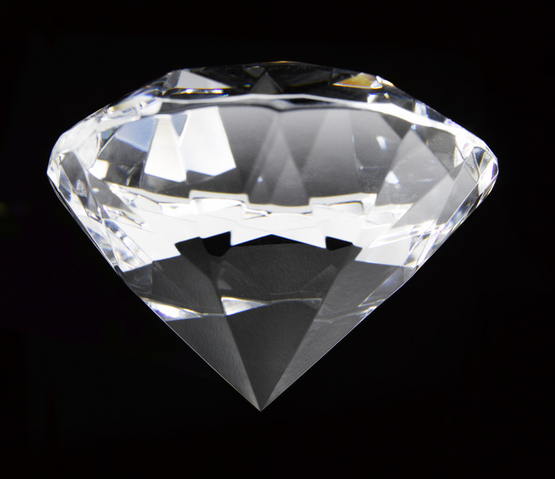 Single large diamond, close-up (still life)